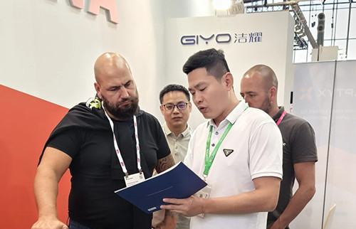 洁耀闪耀2024 INTERCLEAN阿姆斯特丹 —中国智造如何俘获全球清洁行业“最挑剔”